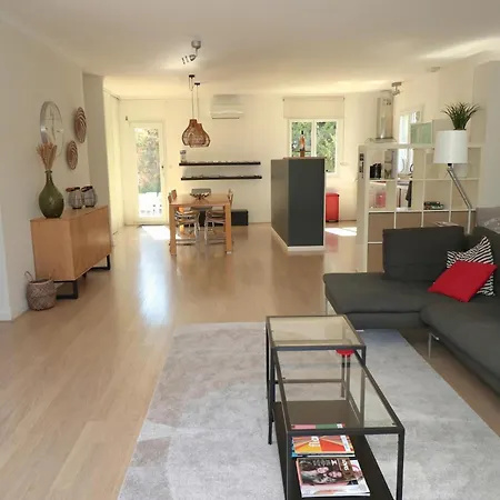 Spacious With Heated Pool And Ev Charger Castelnau-d'Aude