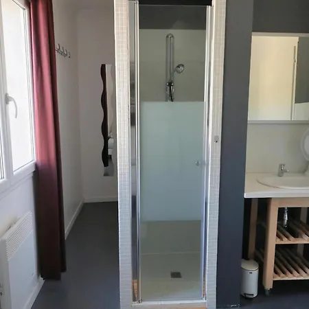 Spacious With Heated Pool And Ev Charger